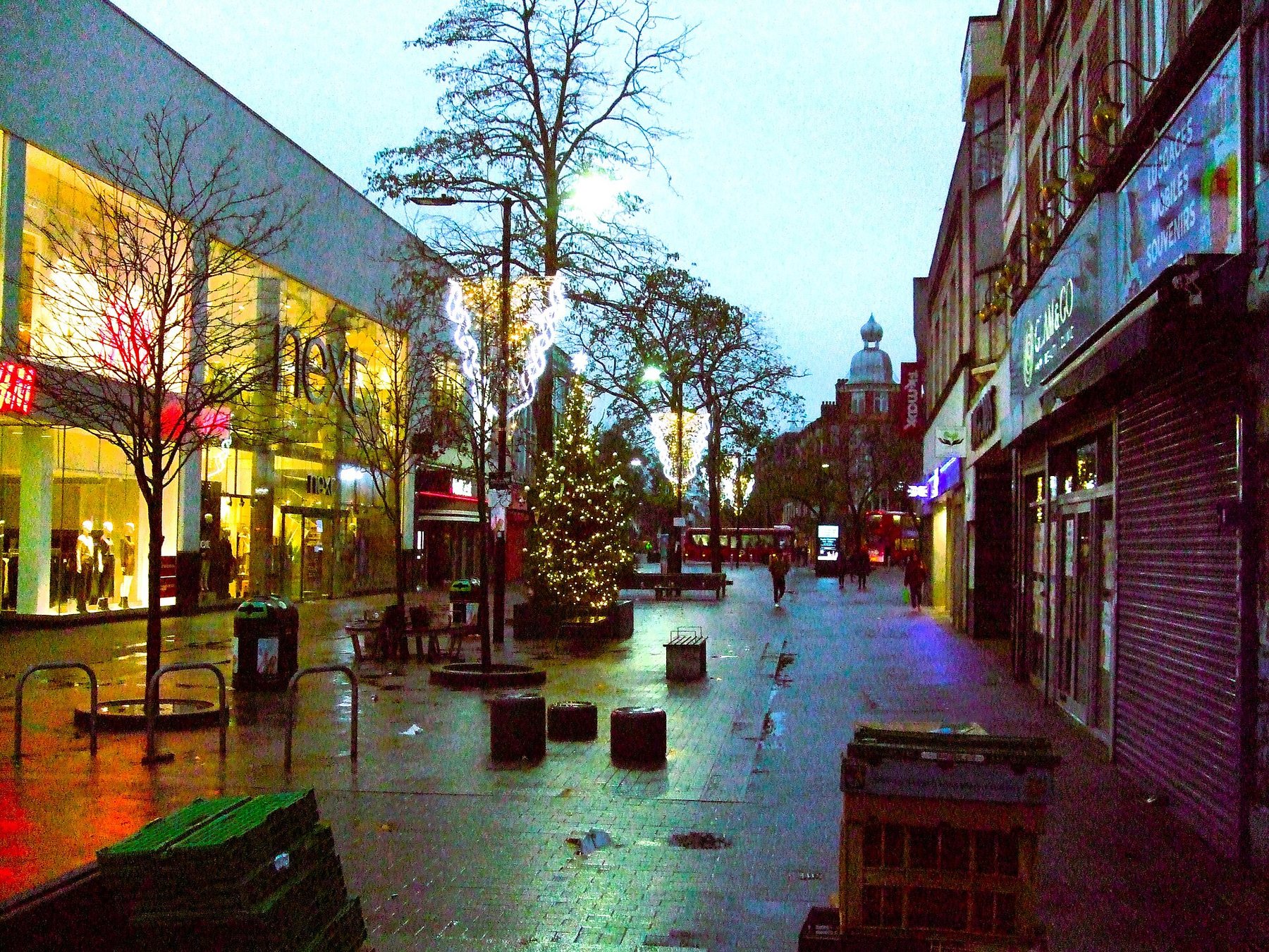 High street in Hounslow